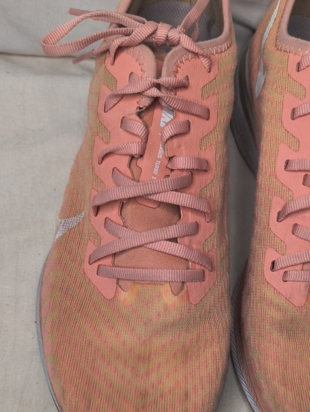 Nike Women's Peach/Pink Athletic Running Shoes Size 9 AM - Picture 5 of 10
